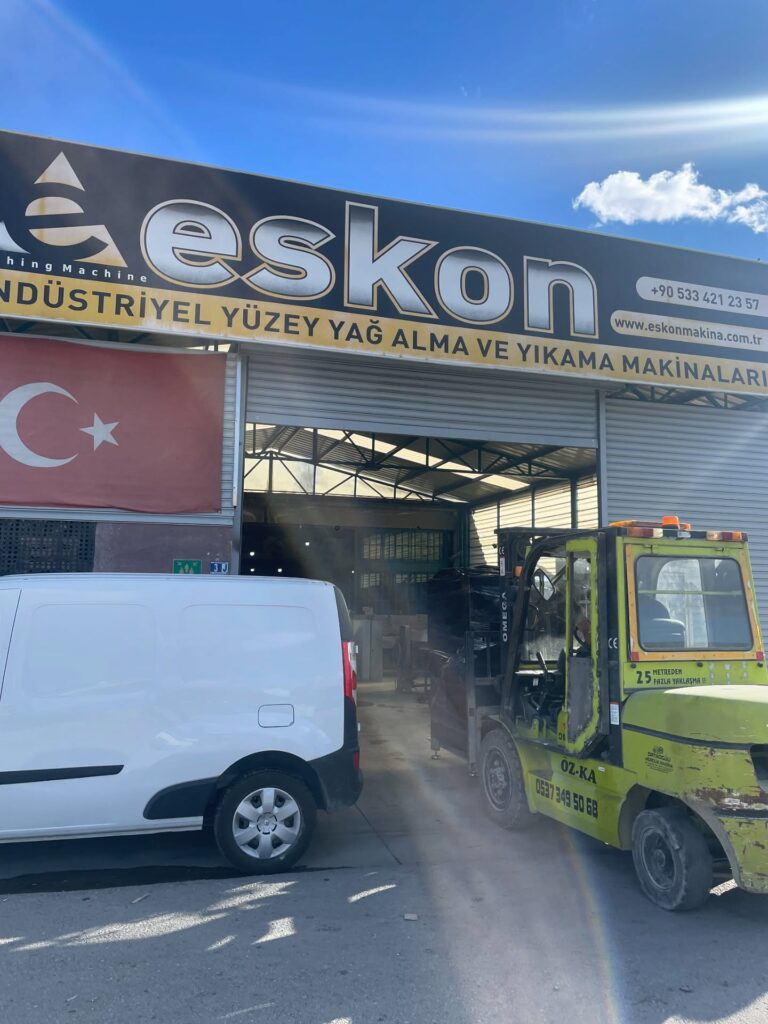 Sulu Kumlama Makinası